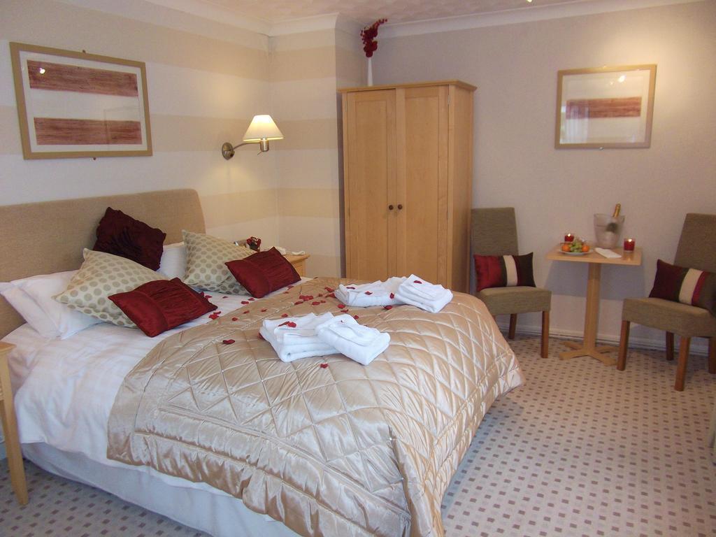 Ashburnham Hotel Pembrey Room photo